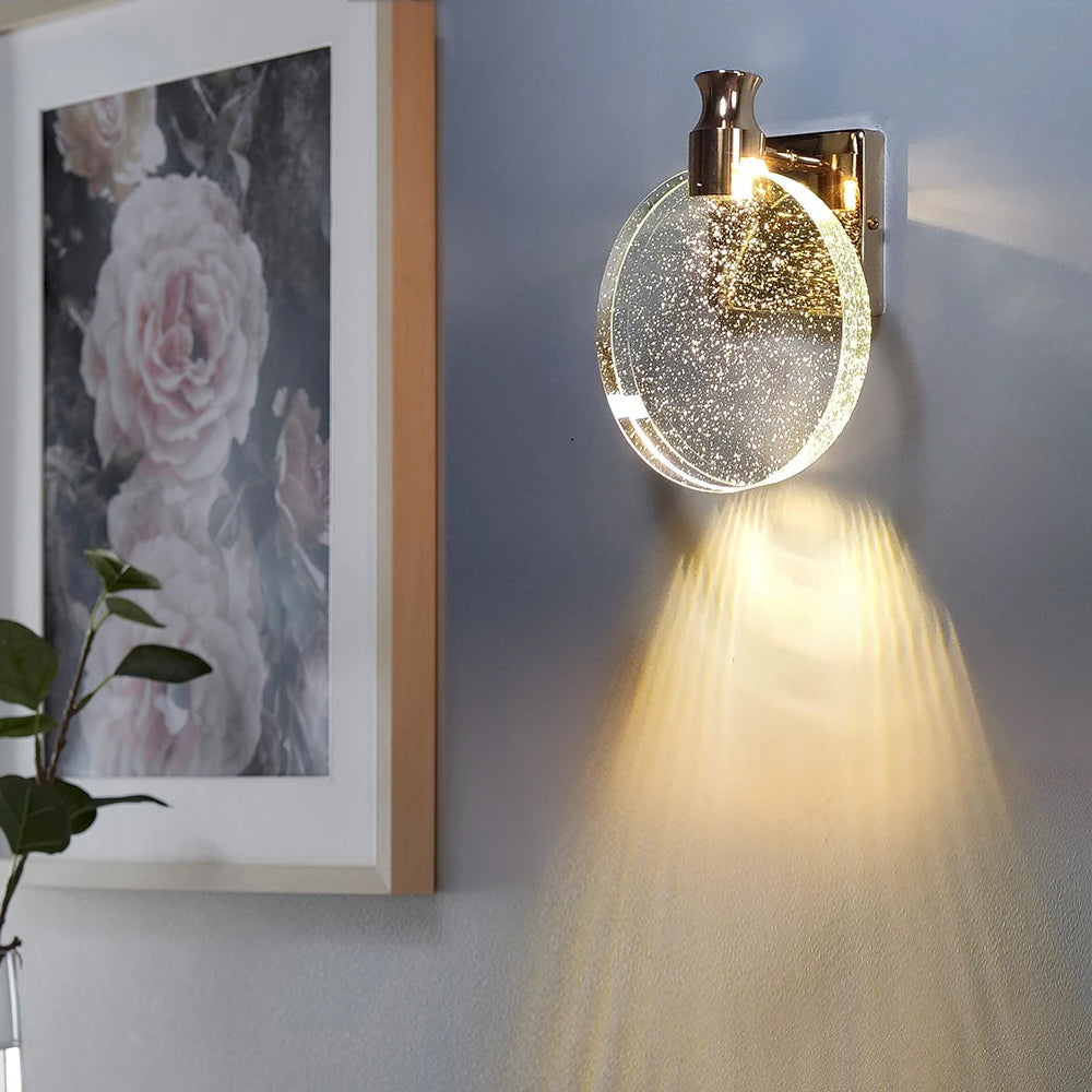 Lunaria Elegant Wall Sconce – Unique Water Drop Design for Warm Ambiance