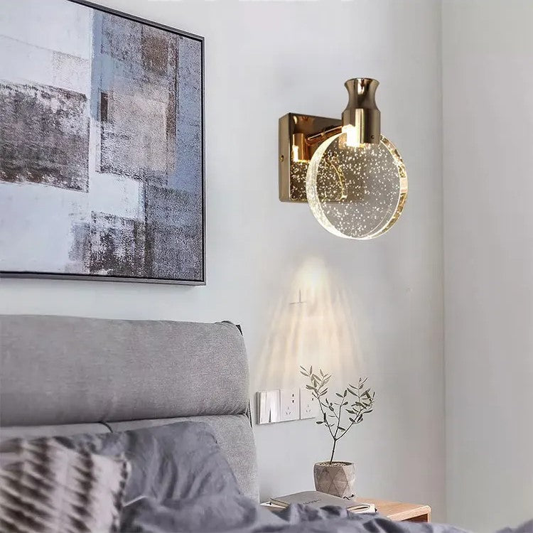 Lunaria Elegant Wall Sconce – Unique Water Drop Design for Warm Ambiance