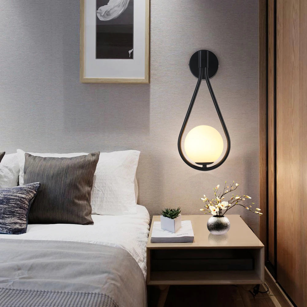 Mavora Mid-Century Wall Lamp – Elegant Metal Glass Sconce for Warm Ambiance