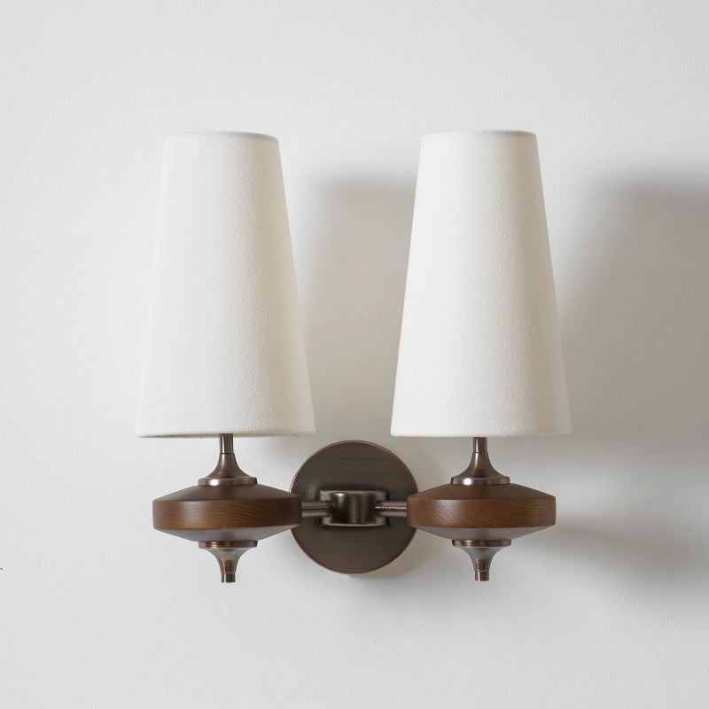 Elio Modern Wall Sconce – Adjustable LED Lighting for Stylish Ambient Illumination