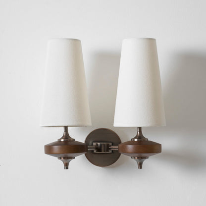 Elio Modern Wall Sconce – Adjustable LED Lighting for Stylish Ambient Illumination