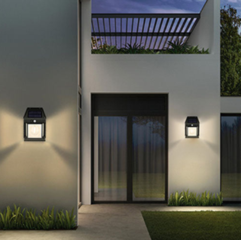 SunLuxe Heritage Solar Motion Sensor Wall Light for Gardens