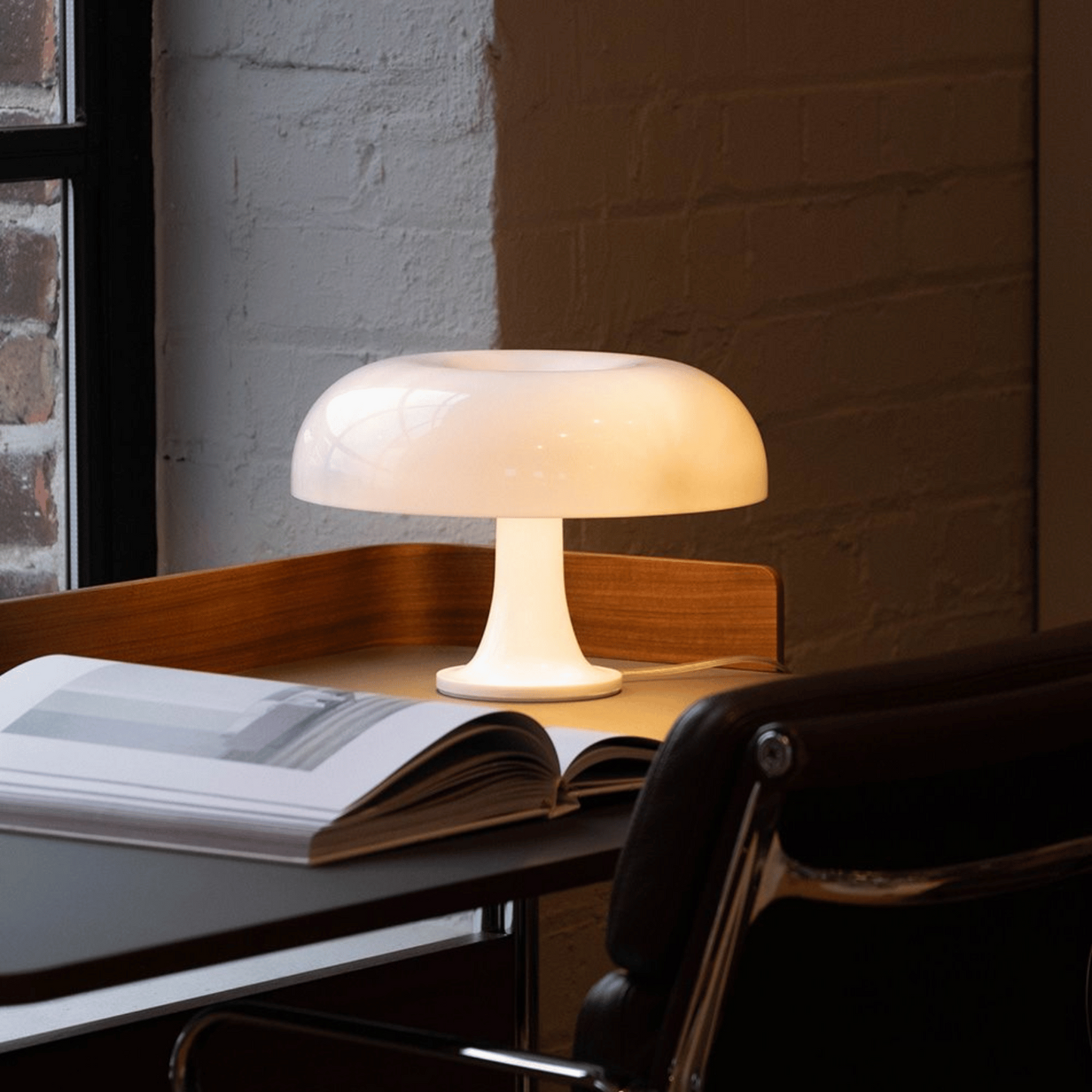 Evara Unique Mushroom Table Lamp – Adjustable Modes for Versatile Ambiance
