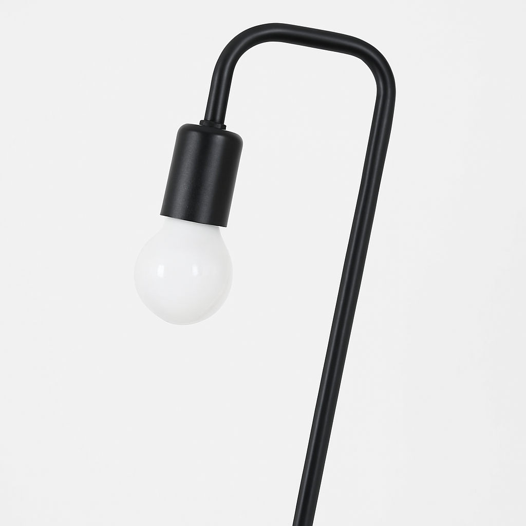 Marlowe Vintage E27 Desk Lamp with Wooden Base and Nordic Design
