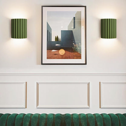 Fern Curve Green Wall Sconce with 2-Light Resin Design