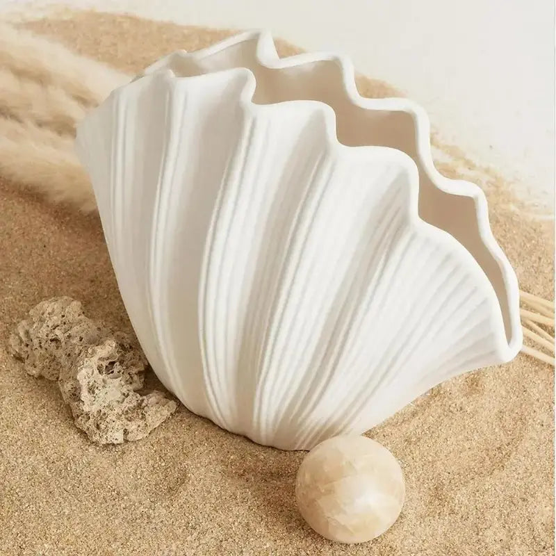 Oriana Decorative Vase – Organic Resin Design for Modern Interior Accents