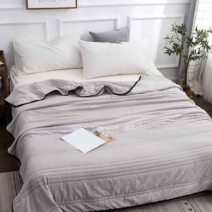 BreezeCool Summer Blanket for Hot Sleepers – Lightweight, Breathable Night Comfort