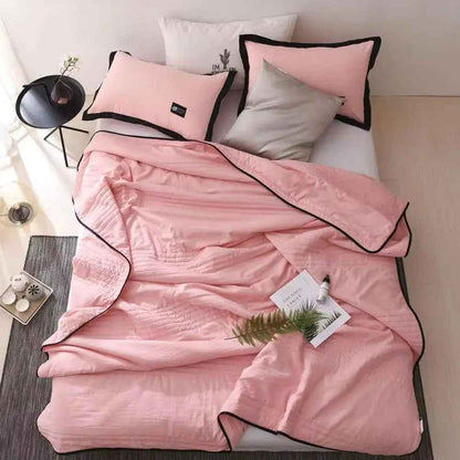 BreezeCool Summer Blanket for Hot Sleepers – Lightweight, Breathable Night Comfort