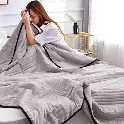 BreezeCool Summer Blanket for Hot Sleepers – Lightweight, Breathable Night Comfort