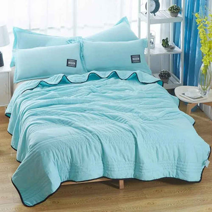 BreezeCool Summer Blanket for Hot Sleepers – Lightweight, Breathable Night Comfort