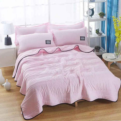 BreezeCool Summer Blanket for Hot Sleepers – Lightweight, Breathable Night Comfort