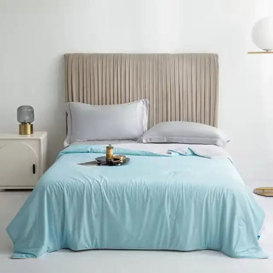 Lunessa Summer Cooling Blanket for Hot Sleepers – Lightweight Breathable Comfort