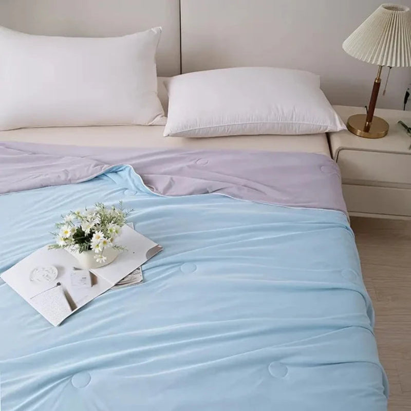 Lunessa Summer Cooling Blanket for Hot Sleepers – Lightweight Breathable Comfort