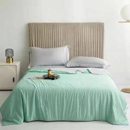 Lunessa Summer Cooling Blanket for Hot Sleepers – Lightweight Breathable Comfort