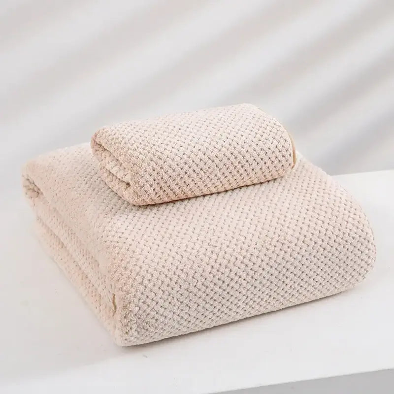 Uvela Microfiber Bath Towel – Ultra Soft Quick-Dry Comfort for Home and Travel