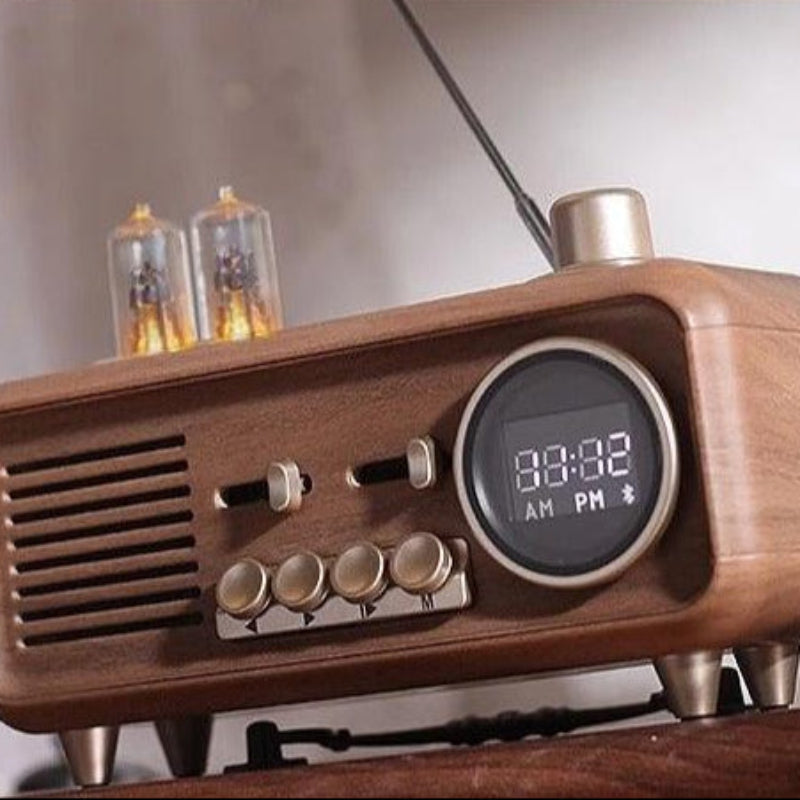 Elira Vintage Bluetooth Alarm Clock – Retro Wooden Style Speaker